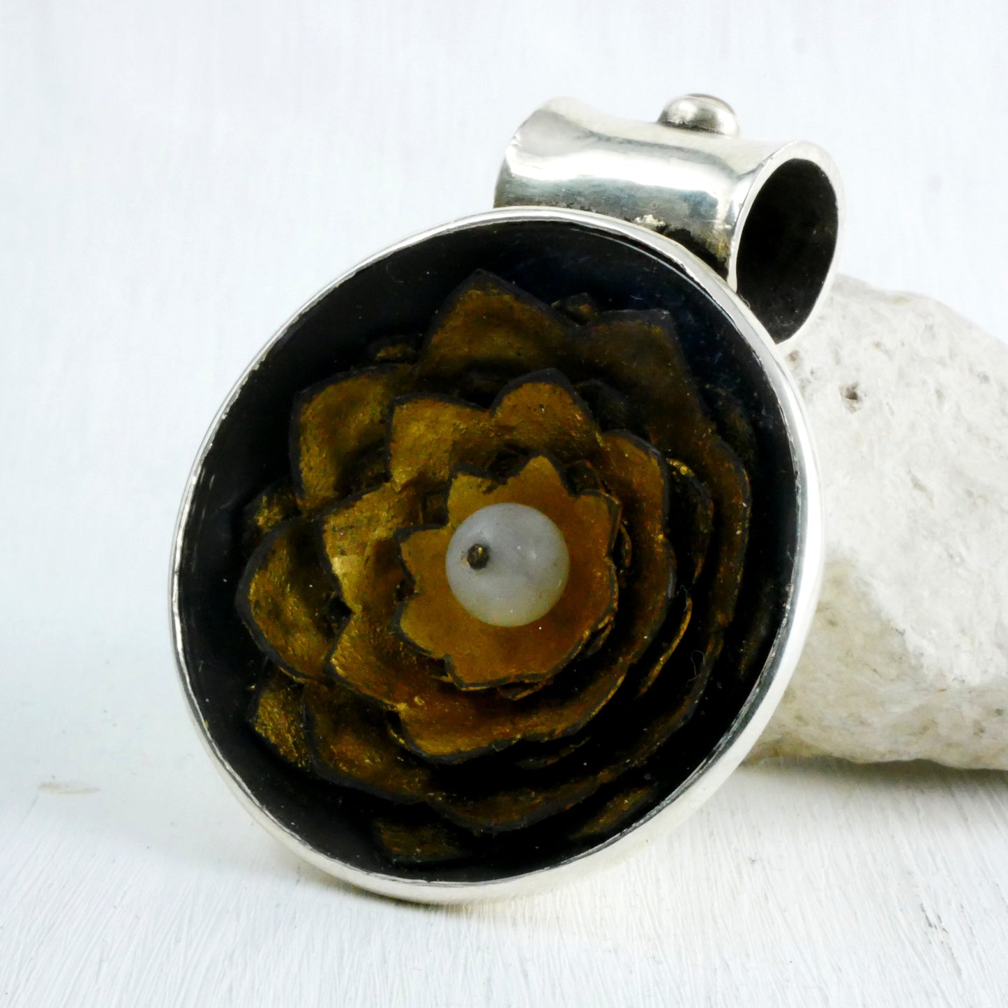 PENDENTIF PADMA - Argent 925, Feuille d'or, Pierre de Lune & Verre