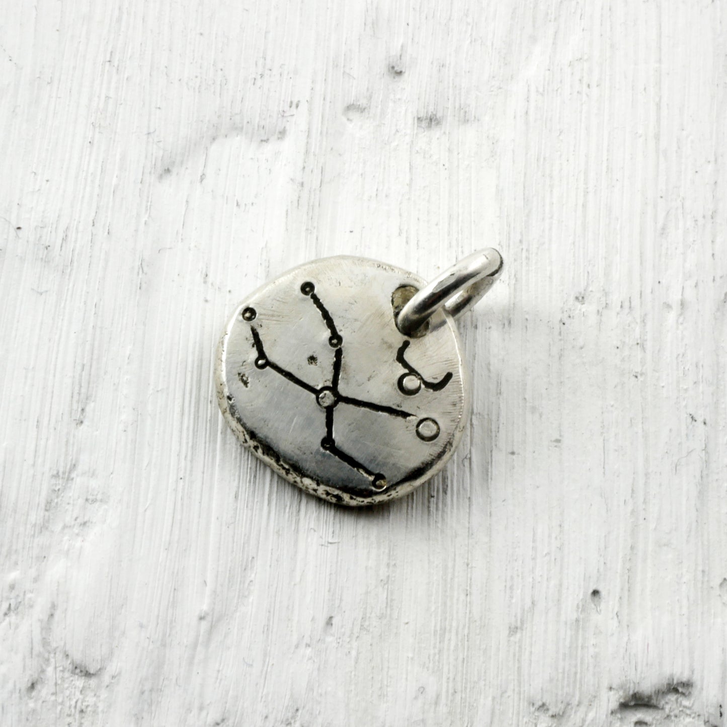 Pendentif constellation du taureau en argent