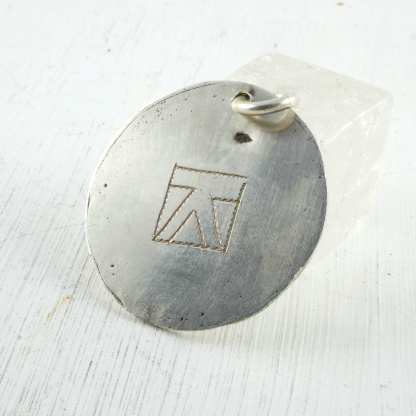 PENDENTIF AIGIS - Argent 925, Cristal & feuille d'or Thalisman