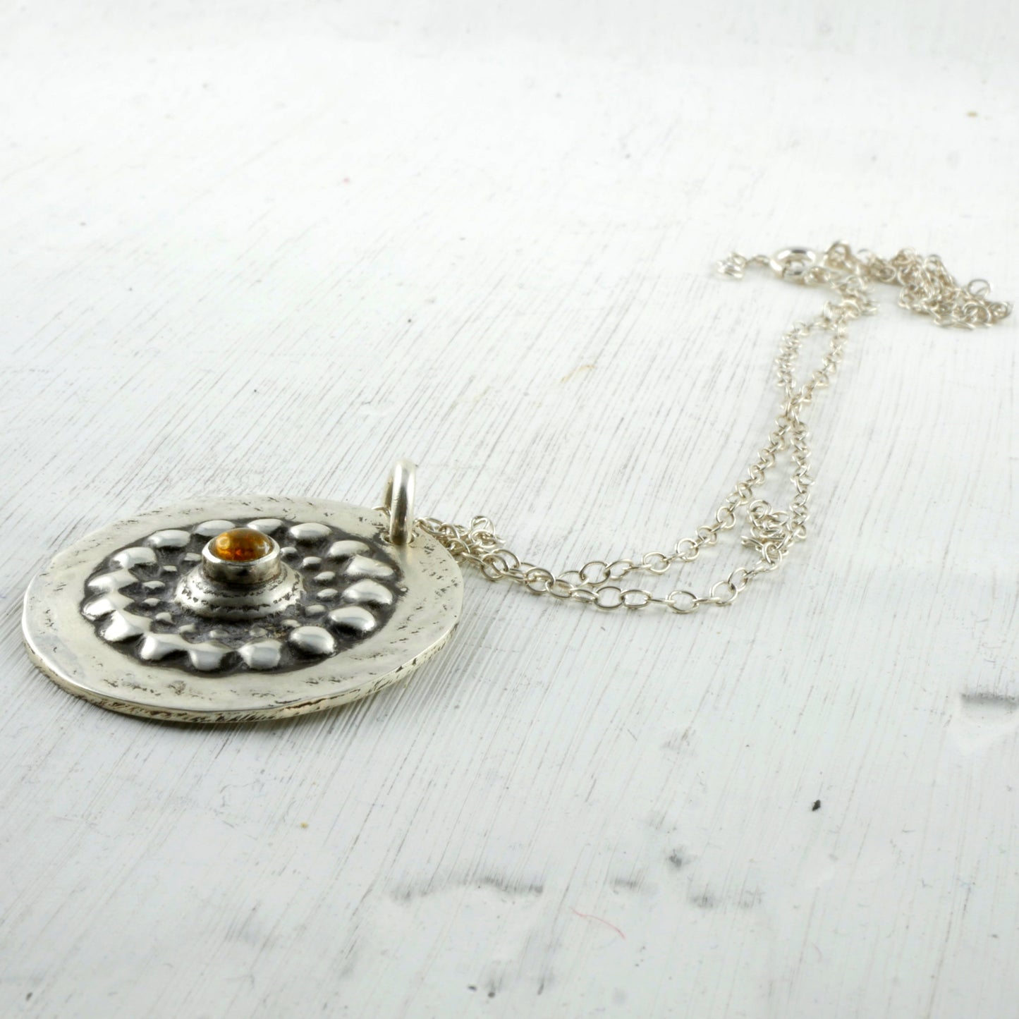PENDENTIF AIGIS - Argent 925, Cristal & feuille d'or Thalisman