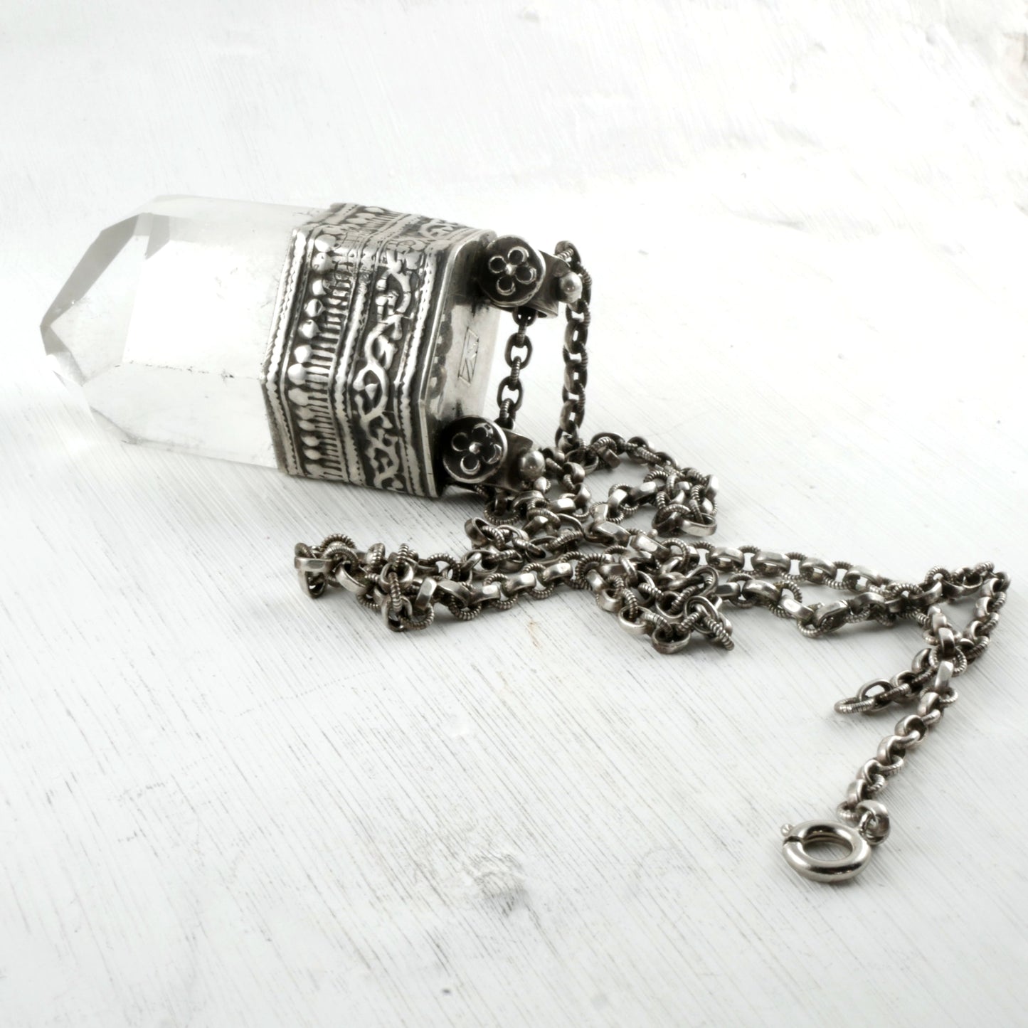 PENDENTIF KAILASA - Argent & Cristal de Roche Thalisman