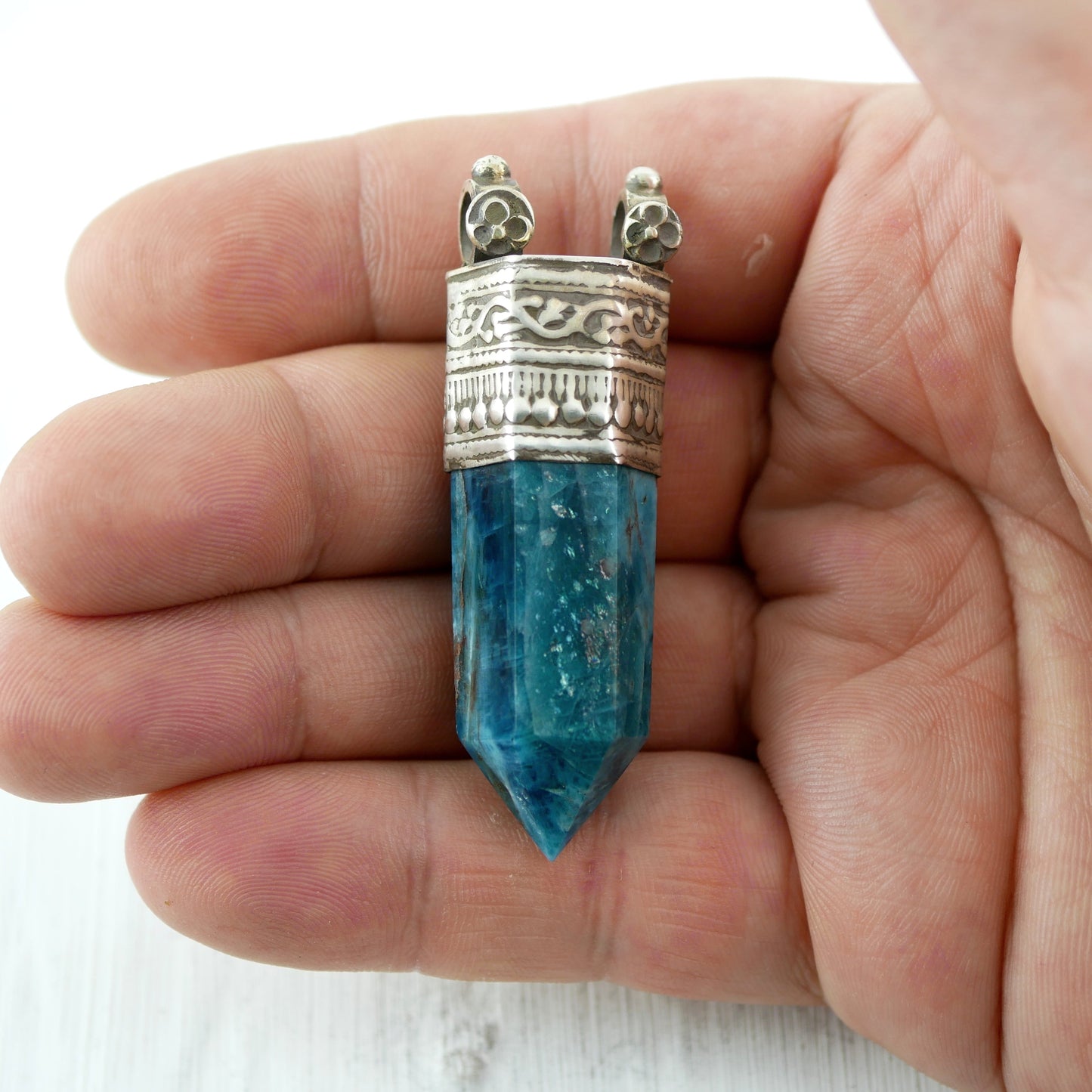 PENDENTIF KARAKORUM - Argent & Apatite Thalisman