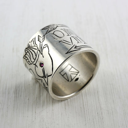 ANNEAU OMNIA VINCIT AMOR - Argent & Grenat