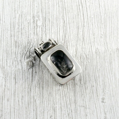 Pendentif boîte an argent et cristal